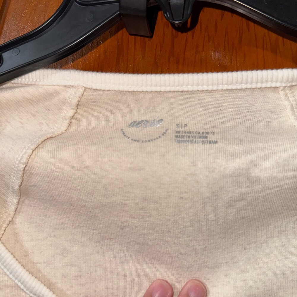 AE cream bodysuit - Picture 3 of 4